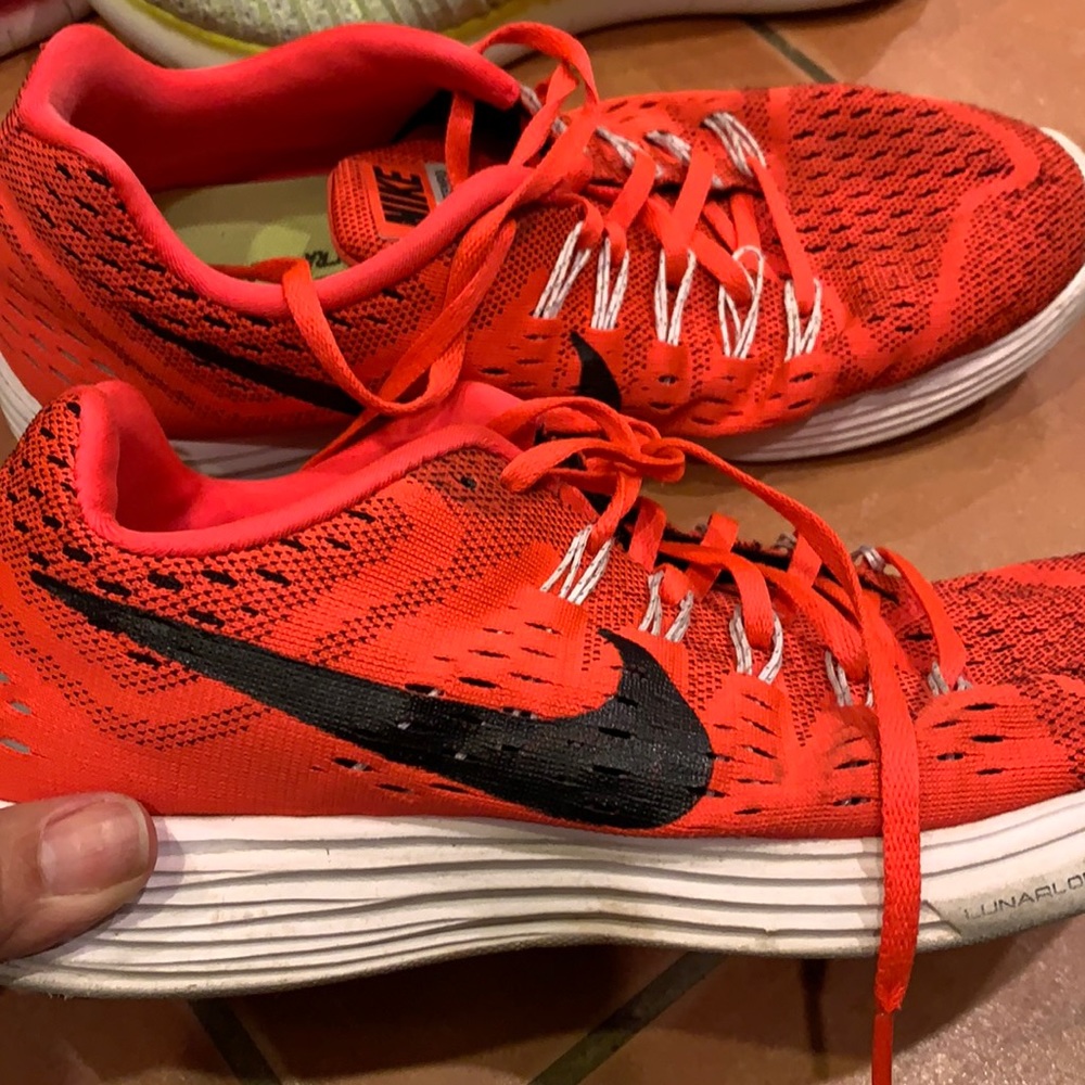 Nike sneakers lunatempo